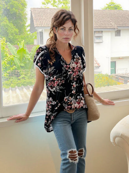 🌷Kesän kuuma ale -50%🍃💖 Naisten söpöt reunuksilla varustetut lyhythihaiset painetut toppailut