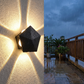 🔥 Rajoitetun ajan tarjous – Moderni LED-seinävalaisin geometrisella valotehosteella ✨