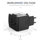 Universaali matkapistokeadapteri, jossa on 4 USB-porttia