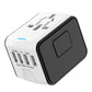Universaali matkapistokeadapteri, jossa on 4 USB-porttia
