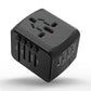 Universaali matkapistokeadapteri, jossa on 4 USB-porttia